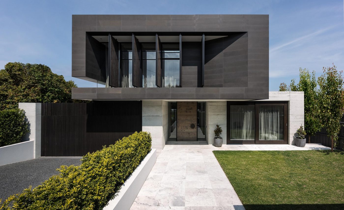 modern-house-exterior-1-e1669624999208